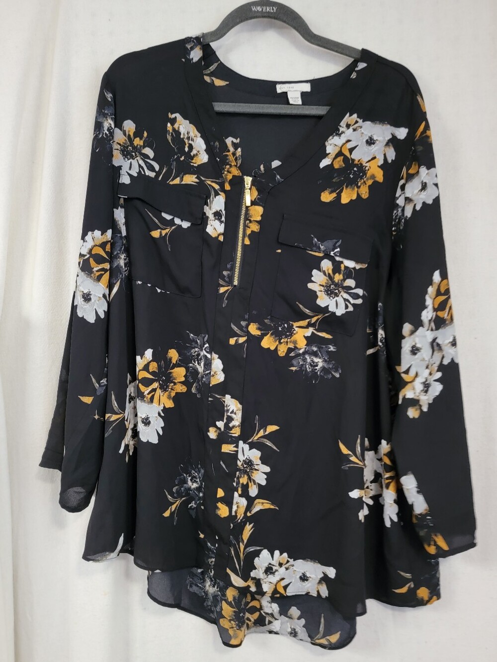 Cato Black Floral Zip-Front Blouse with White and Gold Flowers